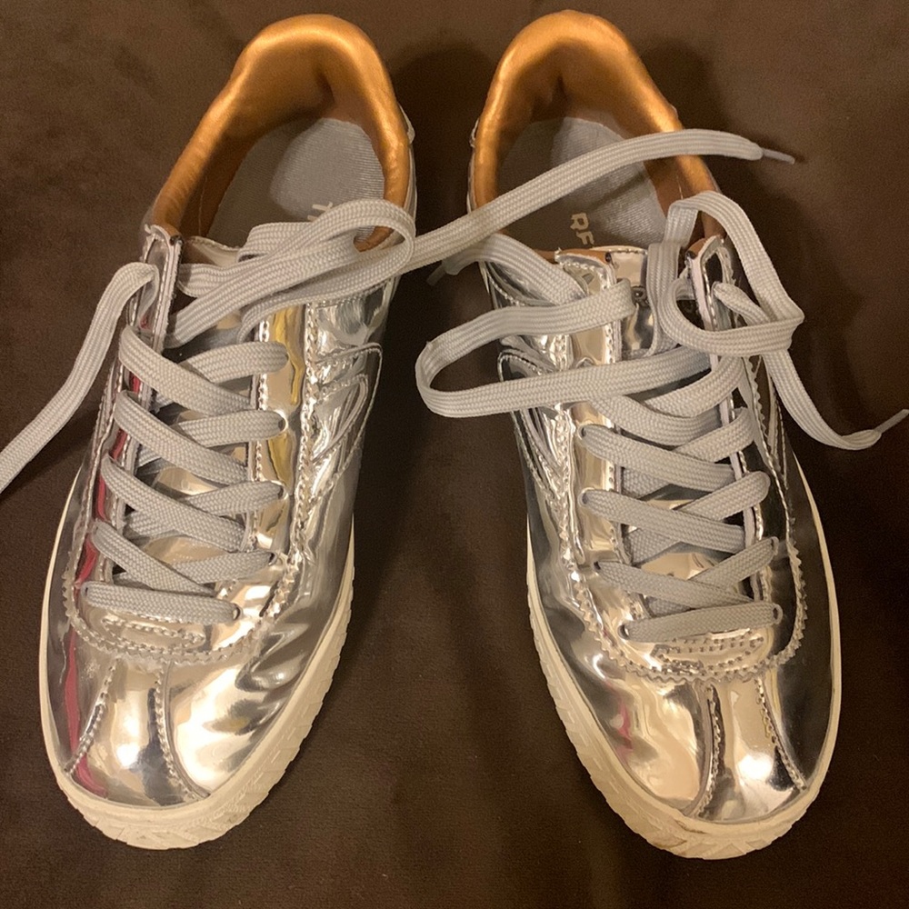 Tretorn Camden Metallic Silver Sneakers